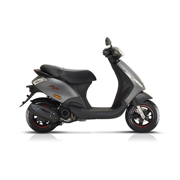 Verkoop nieuw en tweedehands scooters